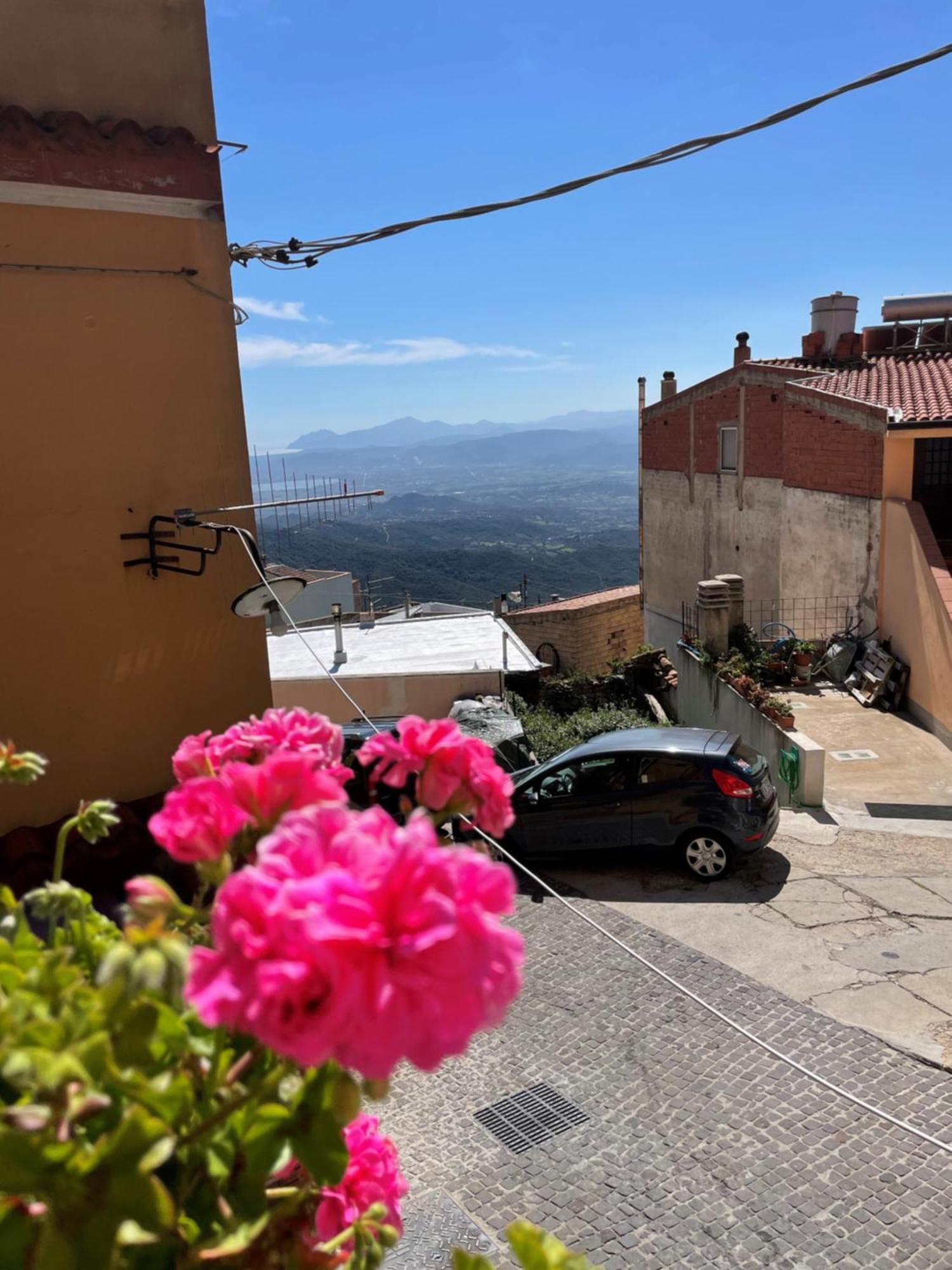 “genna 'e Su Monte”